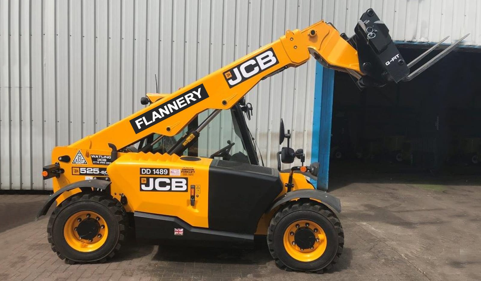 jcb-525-60-flannery-plant-hire